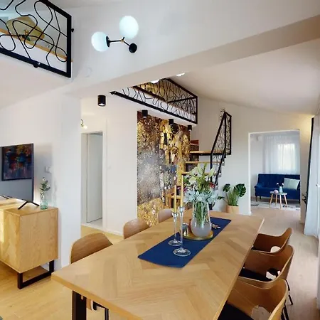 Apartamento Nono Penthouse Podstrana
