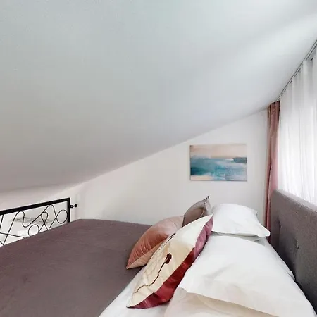 Nono Penthouse Podstrana