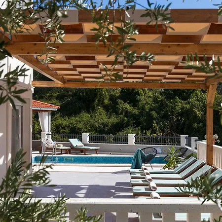 Nono Penthouse