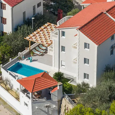 Nono Penthouse * Podstrana